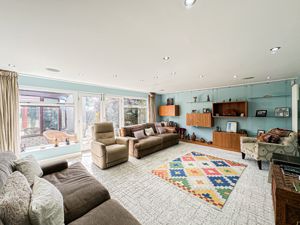 Photo 11- click for photo gallery